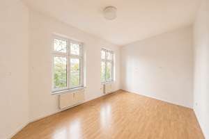 *CHARMANTE HELLE 2 ZI WOHNUNG* - LEBEN IM DÜSSELTAL – Ahnfeldstr. 13, 40239 Düsseltal, Düsseldorf – Vorschaubild 2