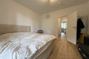 Großzügiges Wohnen auf zwei Ebenen – 6-Zimmer-Maisonettewohnung mit 3 Balkonen in Niederkassel – Die vollständige Adresse der Immobilie erhältst du vom Anbieter., 40547 Niederkassel, Düsseldorf – Vorschaubild 15
