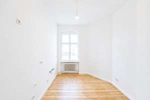 Renovierte 2-Zimmer-Altbauwohnung ab sofort verfügbar (WE47) – Die vollständige Adresse der Immobilie erhältst du vom Anbieter., 13359 Gesundbrunnen, Berlin – Vorschaubild 4