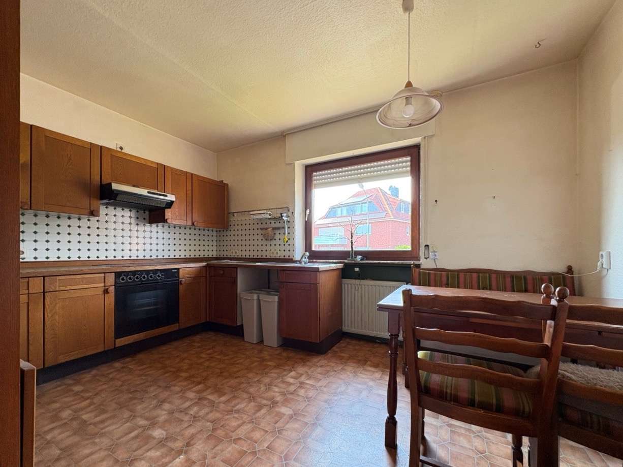 Immobilie in Rinteln - Drei Wohneinheiten in ruhiger Lage – Einziehen oder vermieten?  - Bild 8