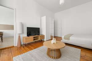 Beeindruckende 1-Zimmer Wohnung in Prenzlauer Berg - voll möbliert – Isländische Straße 13, 10439 Prenzlauer Berg, Berlin – Vorschaubild 5