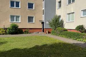 Modernisierte 3 Zimmer Wohnung in Alt Wolfsburg * Naherholung direkt vor der Haustür – Neue Reihe 17, 38448 Alt-Wolfsburg, Wolfsburg – Vorschaubild 1