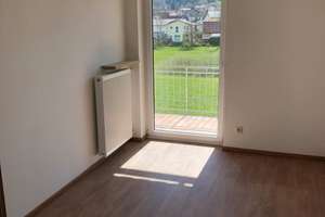 5,5-Zimmer-Wohnung mit Doppelgarage und Gartenanteil in Wenzenbach – Die vollständige Adresse der Immobilie erhältst du vom Anbieter., 93173 Wenzenbach – Vorschaubild 6