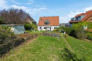 Charmantes Haus in hervorragender Lage mit Gartenidylle und zwei vermieteten Einheiten im DG – Ennepe-Ruhr-Kreis – Vorschaubild 4