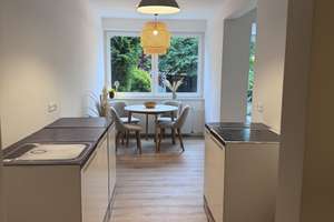 Ankommen. Wohlfühlen. Zuhause sein. Umfangreich modernisiertes Reihenhaus mit Wärmepumpe | Südgarten – Die vollständige Adresse der Immobilie erhältst du vom Anbieter., 30179 Vahrenheide, Hannover – Vorschaubild 3