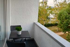 Helle 2-Zi-Wohnung mit Ausblick in guter Wohngegend, (Balkon, EBK, PKW Stellplatz) – Wintersbuckstraße 51, 79539 Lörrach – Vorschaubild 10