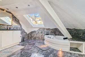 Moderne und Außergewöhnliche 3,5-Zimmer Dachgeschoss Wohnung in Stuttgart Mitte – Die vollständige Adresse der Immobilie erhältst du vom Anbieter., 70182 Diemershalde, Stuttgart – Vorschaubild 12
