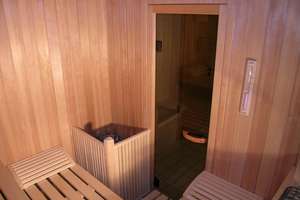 Frankfurt-Süd, außergewöhnliches Haus mit großem Garten, Garage, EBK und Sauna. – Die vollständige Adresse der Immobilie erhältst du vom Anbieter., 63128 Dietzenbach – Vorschaubild 15