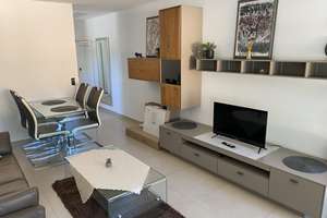 Exklusiv möbliertes Premium-Appartement mit großem Balkon in WI – Biebricher Allee 81, 65187 Biebrich, Wiesbaden – Vorschaubild 1