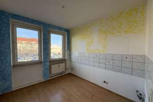 Historisches Mehrfamilienhaus mit großem Entwicklungspotenzial in zentraler Fürther Lage – Die vollständige Adresse der Immobilie erhältst du vom Anbieter., 90762 Stadtpark, Stadtgrenze, Fürth – Vorschaubild 4