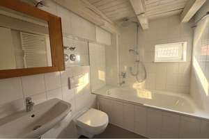 Wo andere das Wochenende verbringen, sind Sie zuhause. Helle Fachwerk-Maisonette mit Balkon in Strüm – Die vollständige Adresse der Immobilie erhältst du vom Anbieter., 71384 Weinstadt – Vorschaubild 9