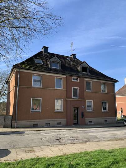 hwg - Ruhig gelegene Erdgeschosswohnung mit neuem Badezimmer!