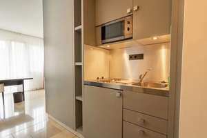 3. Möbliertes Apartment - Zentral und luxuriös Gemütliches Apartment Typ 3 – Charlottenstraße 60, 40210 Stadtmitte, Düsseldorf – Vorschaubild 5
