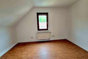 4 Zi. Wohnung, 64 m², ruhig und hell, Dachgeschoss, Bad Cannstatt nähe Kurpark und Neckar – Flurstr. 8, 70372 Kurpark, Stuttgart – Vorschaubild 9