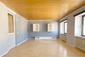 Familienfreundliche 4-Zimmer-Wohnung mit Balkon, Garage und Gartenanteil – Die vollständige Adresse der Immobilie erhältst du vom Anbieter., 54296 Irsch, Trier – Vorschaubild 3