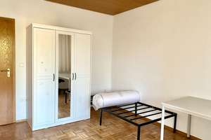 2 freie möblierte WG-Zimmer  in zentraler Lage direkt am Bahnhof Waiblingen – Die vollständige Adresse der Immobilie erhältst du vom Anbieter., 71332 Waiblingen – Vorschaubild 2