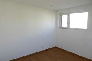 Helles WG-Zimmer in einer neu gebauten Passivhaus-Doppelhaushälfte in Ulm/Lehr – Bgm.-Leypoldt-Weg 16, 89081 Lehr, Ulm – Vorschaubild 11