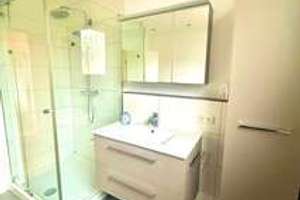 Stilvolle 4-Zimmer-Wohnung im Herzen der Stadt Wiesbaden – Taunusstraße 40, 65183 Mitte, Wiesbaden – Vorschaubild 11