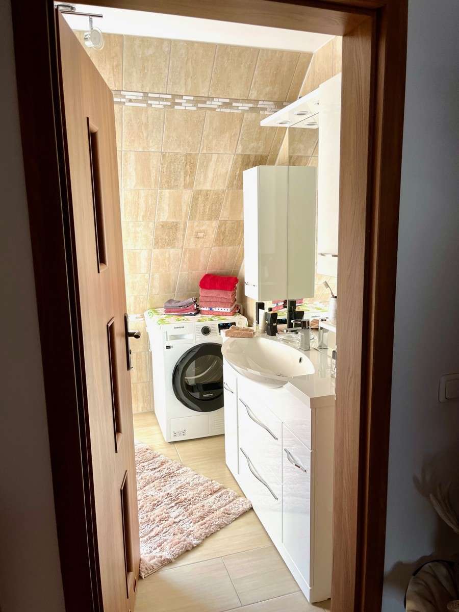 Immobilie in Radebeul - Haushälfte zur Selbstnutzung - PLUS Kapitalanlage in Radebeul (3 bereits sanierte Wohnungen!) - Bild 6