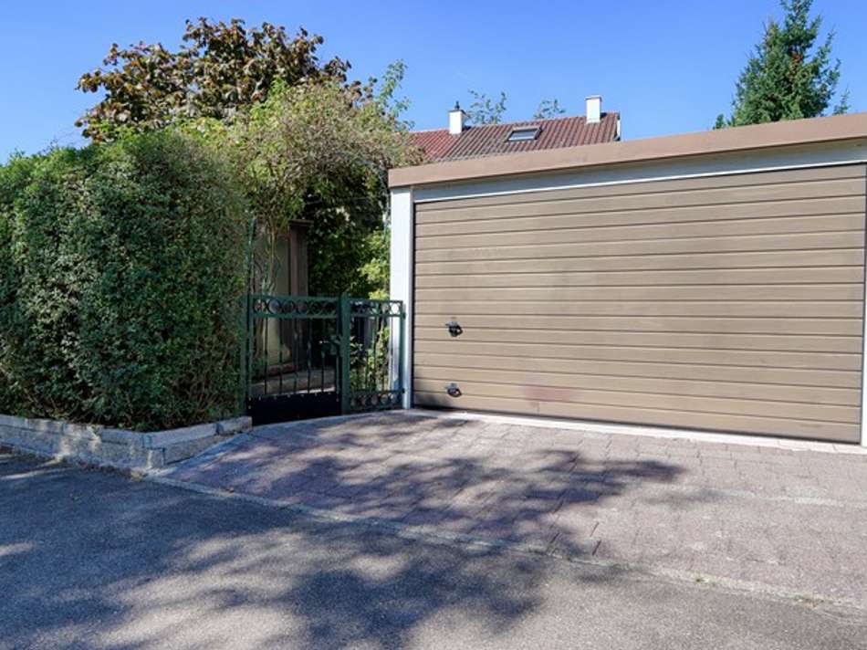 AB - Garage