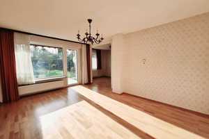 Charmantes Reihenmittelhaus in beliebter Lage mit Balkon, Garten und Garage – Nürnberg – Vorschaubild 2