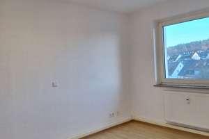 Helle 2-Zimmerwohnung mit Balkon und Einbauküche in Bubenreuth - WE 16 – Damaschkestraße 40, 91088 Bubenreuth – Vorschaubild 2