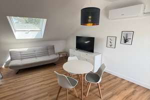 Nach Renovierung: Vollmöbliertes Loft mit Klimaanlage + Balkon in Innenstadt – Wienerstraße 78a, 64283 Darmstadt-Ost, Darmstadt – Vorschaubild 3