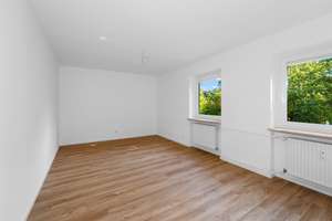 Modernisierte 3-Zimmer-Wohnung mit Balkon – Soldnerstraße 31, 90766 Hardhöhe, Fürth – Vorschaubild 2