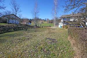 Grundstück mit Altbestand in ruhiger Ortsrandlage und schönem Alpenpanoramablick – Die vollständige Adresse der Immobilie erhältst du vom Anbieter., 83253 Rimsting – Vorschaubild 12