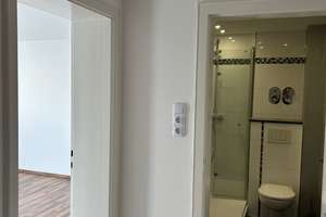 Altbau-Charme im Herzen von Göggingen: Stilvolle 3-Zimmer-Wohnung mit Balkon und EBK  – Bergstraße 6, 86199 Göggingen-Nordwest, Augsburg – Vorschaubild 15