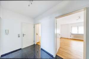 Beste Aussichtslage - Charmantes 2-3 Familienhaus mit großem Garten  – Die vollständige Adresse der Immobilie erhältst du vom Anbieter., 70195 Botnang-Süd, Stuttgart – Vorschaubild 7