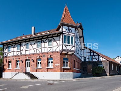 Historisches Schmuckstück in der Rhön – Wohnen, Gastro und Gewerbe in einem einzigartigen Anwesen