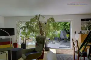 SCHÖNES REIHENENDHAUS MIT TRAUMHAFTEM GARTEN + TERRASSE UND GARAGE – Heilbronn (Kreis) – Vorschaubild 4