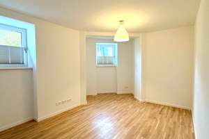 Charmante 3-Raumwohnung in saniertem Altbau sucht Sie! – Traubestraße 11, 1277 Blasewitz (Stadtteil), Dresden – Vorschaubild 2