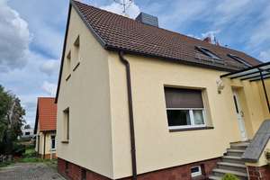 Doppelhaushälfte mit Garten und Einzelgarage in Halberstadt – Die vollständige Adresse der Immobilie erhältst du vom Anbieter., 38820 Halberstadt – Vorschaubild 3