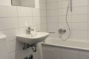 Sanierte Tolle 1 Zimmer mit Küche – Helene-Lange-Weg 9, 80637 Oberwiesenfeld, München – Vorschaubild 2