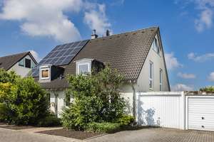 Familienfreundliche Doppelhaushälfte mit Garten und Garage! – Die vollständige Adresse der Immobilie erhältst du vom Anbieter., 40472 Lichtenbroich, Düsseldorf – Vorschaubild 15