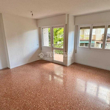 Wohnung zum Verkauf in Moralzarzal
