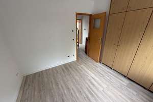 Familienfreundliches Reihenmittelhaus – frisch modernisiert, Wintergarten, Garten & Wärmepumpe – 23843 Bad Oldesloe – Vorschaubild 3