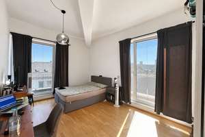WG willkommen*lichtdurchflutete 3-ZimmerWohnung*grosser Balkon*inkl. EBK*Toplage – 60487 Bockenheim, Frankfurt am Main – Vorschaubild 2