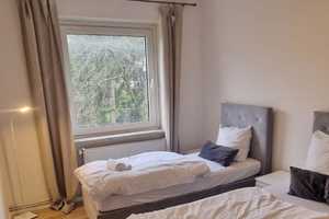 Möblierte 2-Zimmer-Wohnung,Küche,Bad in Hannover – Friedrich-Ebert-Straße 54, 30459 Hannover – Vorschaubild 2