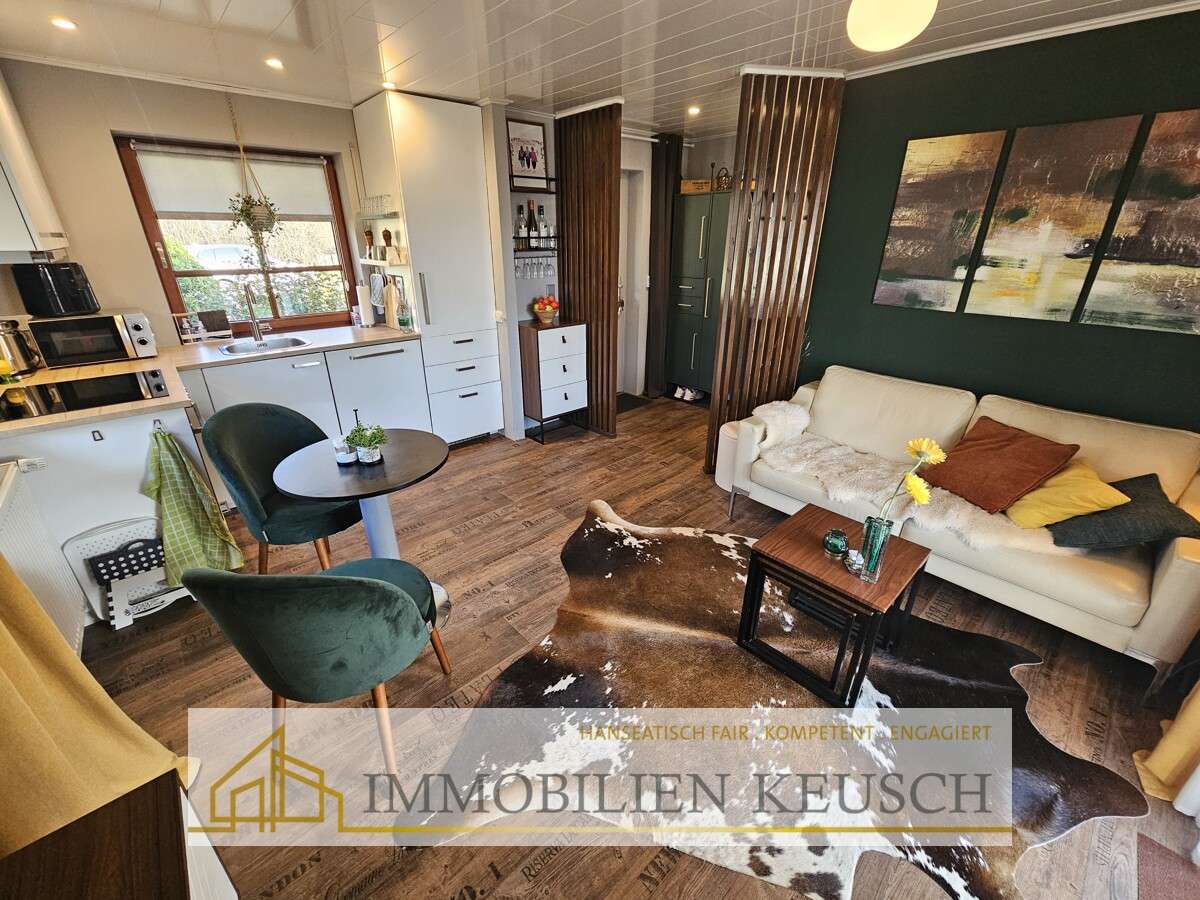 Immobilie in Vollersode - Traumhaftes und massiv gebautes Tiny House mit überdachter Terrasse & Schuppen in ruhiger Lage - Bild 3