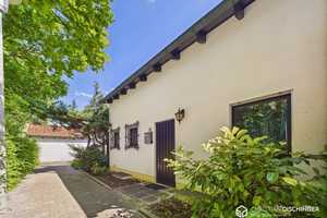 Großzügiger Winkelbungalow mit Einliegerwohnung in bester Lage – viel Privatsphäre und sofort bezugs – Regensburg – Vorschaubild 3