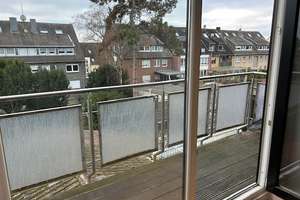 Worringen, sanierte 3 Zimmer DG Wohnung mit Balkon – Hackenbroicher Str. 109, 50769 Worringen, Köln – Vorschaubild 3