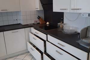 Modernisiert in 2018. Erdgeschoss-Wohnung in zentraler Wohnlage. Übernahme Einbauküche mgl. – Frohnhauser Str. 134, 45144 Holsterhausen, Essen – Vorschaubild 4