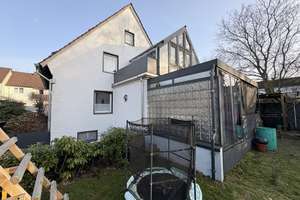 Attraktive Gelegenheit: Stilvolles Einfamilienhaus mit Garten! – Die vollständige Adresse der Immobilie erhältst du vom Anbieter., 32756 Detmold – Vorschaubild 3