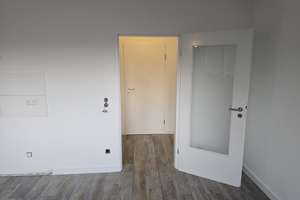 Charmante 1-Zimmer Wohnung im 1. OG, frisch saniert in Kaarst – Vom-Stein-Straße 38-40, 41564 Kaarst – Vorschaubild 3