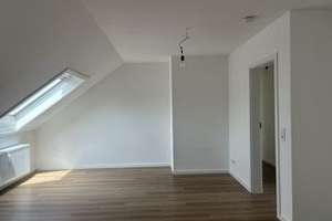 Top DG-Wohnung, große Küche, Gäste WC + Fenster, Abstellraum und Fernblick über Barmen – Heidter Berg 25, 42283 Heckinghausen, Wuppertal – Vorschaubild 5