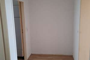Schöne günstige ein Zimmer Wohnung in Wuppertal, – Die vollständige Adresse der Immobilie erhältst du vom Anbieter., 42283 Barmen, Wuppertal – Vorschaubild 3