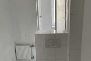 Schöne  frisch renovierte 2 ZKB Wohnung -mit begrünten Innenhof – Werderstr 8, 65195 Wiesbaden – Vorschaubild 3